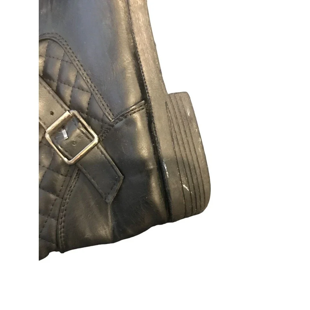 Girl's size 2 Faux Leather boots Black